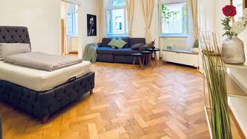 Căn hộ cơ bản | Bàn ủi/dụng cụ ủi quần áo