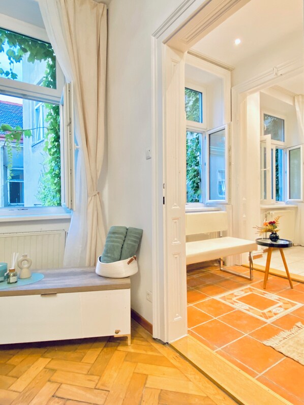Iron/ironing board - Cozy 2BR Apartment Close to Westbahnhof (Vienna)