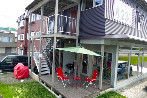 Exterior - R230 (Sapporo)