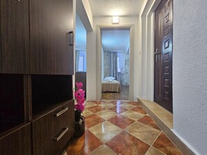Superior Condo, City View | Free WiFi, bed sheets