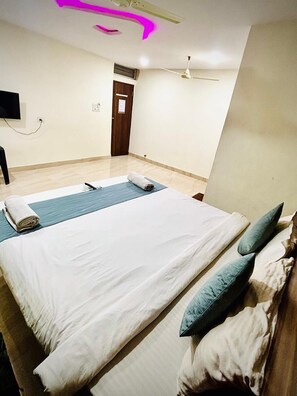 Exterior - HOTEL O RED STONE (Hyderabad)