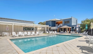 Pool - Beach Shack at Footprints for perfect holiday (Preston Beach)