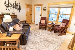Smart TV, fireplace, offices