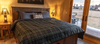 Peaks N Pines- Hot Tub- Pet Friendly - Views