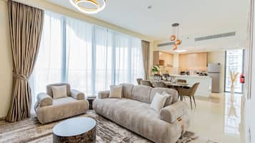 Apartemen Mewah, balkon, pemandangan kota | Area keluarga