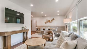 TV connectée, espaces bureaux