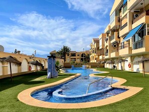 Appartement | Piscine | Piscine extérieure