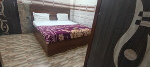 Free WiFi - Gayatri palace Vrindavan  (Vrindavan)