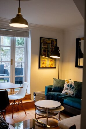 TV - Trendy Hoxton, Full Kitchen, Large Garden (London)