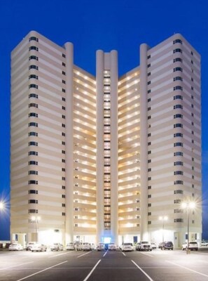 Exterior - Swanky 2 Bedroom Oceanfront Condo with Outdoor Pool, WiFi, and Great Beach View from open balcony. Linen & towels included.Vacation at the Shore with Shoreline Properties (Ocean City)