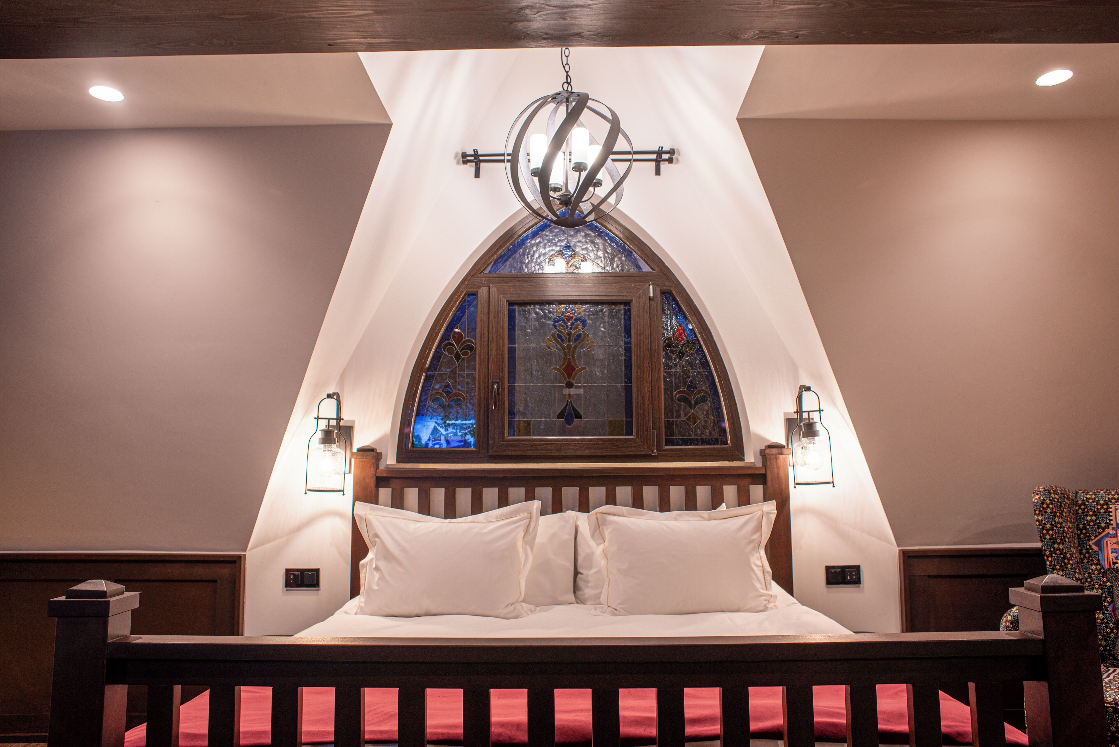 Deluxe Double Room, 1 King Bed | Desk, laptop workspace, soundproofing, free WiFi