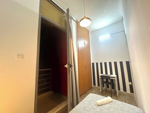 Economy Single Room, Balcony, City View - Cityview Partition Room in Tecom  (Dubai)