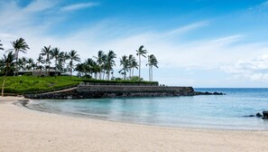 Beach nearby - Private & luxurious 2 bedroom Mauna Lani townhome (Kamuela)