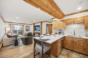 Interior - Golden Triangle Luxury | Walk to Gondola One (Vail)