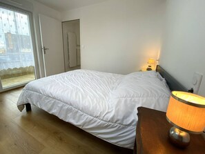 1 bedroom, free WiFi - House for rent with balcony and WIFI near the beach in Perros-Guirec (Perros-Guirec)