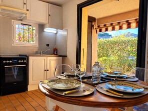 Oven, dishwasher, coffee/tea maker - Hyères - Giens 2-room apartment with garden for 4 pers (Hyères)