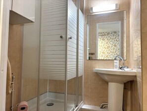 Bathroom - Hyères - Giens 2-room apartment with garden for 4 pers (Hyères)