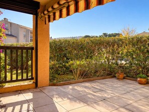 Terrace/patio - Hyères - Giens 2-room apartment with garden for 4 pers (Hyères)