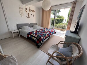 3 bedrooms, free WiFi - 3-Bedroom House with Private Pool and Sea View (La Croix-Valmer)