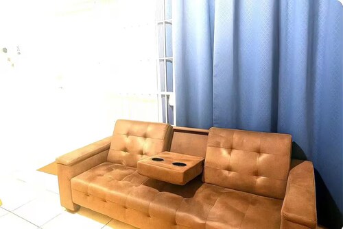 ModernRetreat with Easy Access to Everything