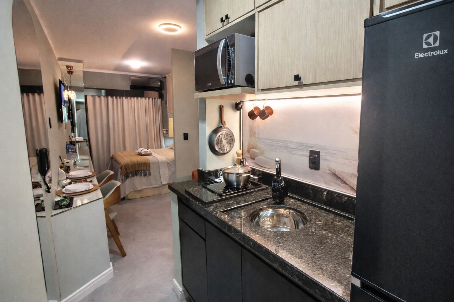 Fridge, microwave, stovetop, electric kettle