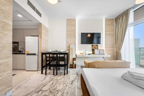 House - Stayshort - Cozy Studio That Sleeps 2 in Damac Hills (Dubai)