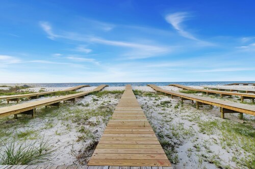 Beachfront Oasis- Brand New Gulf Front Town-home!