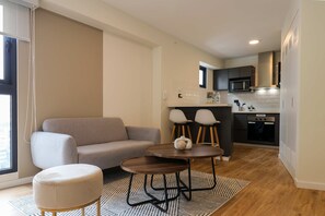 Apartment | 1 bedroom, Internet - w Engaging Loft in the Heart of San Isidro (Lima)