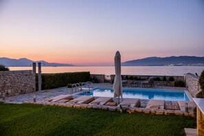 4 bedrooms, Internet - Seafront Villa Ciel With Private Pool in Nafpaktos (Nafpaktos)
