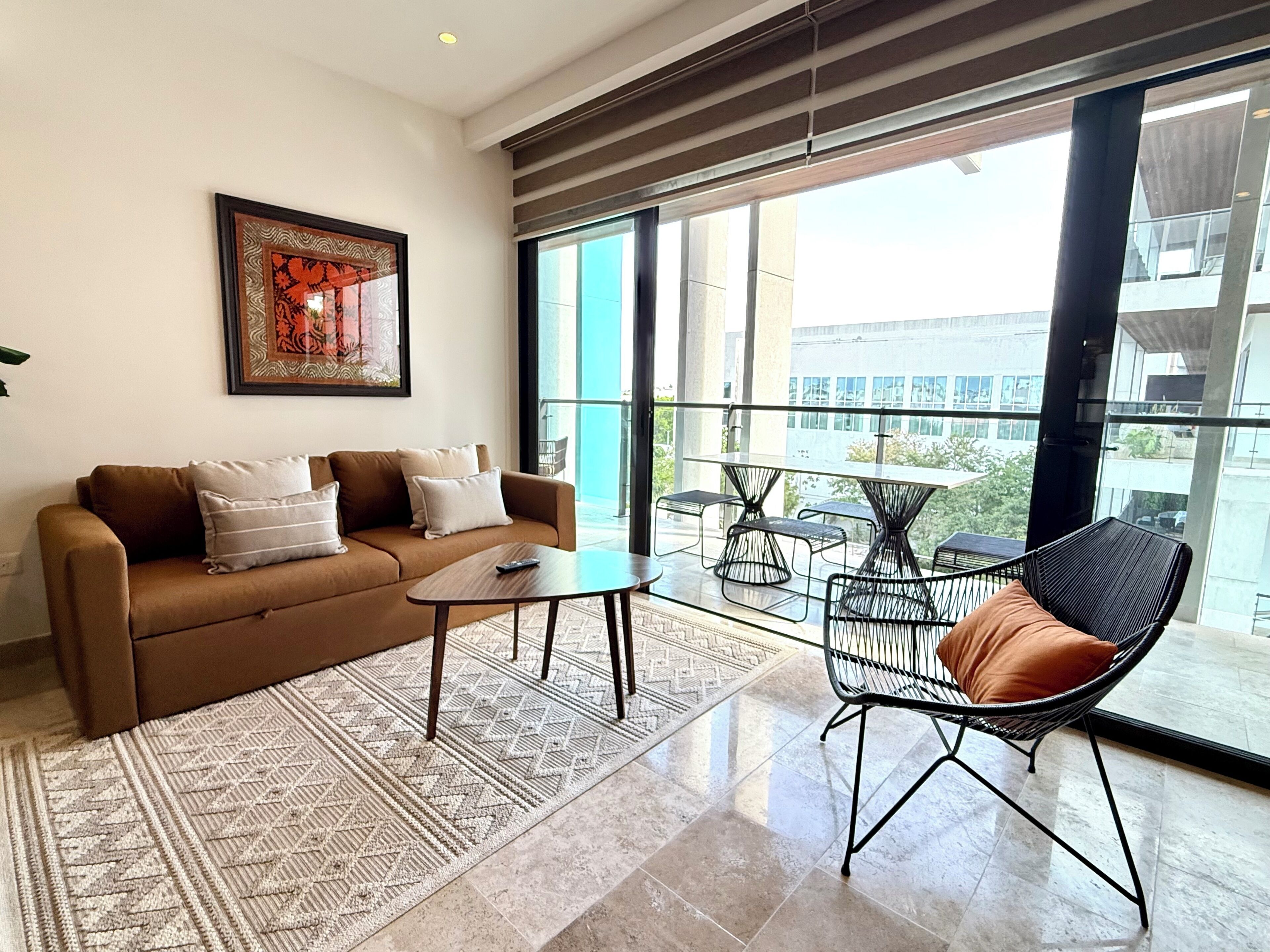 Deluxe Apartment, Garden View | Living area