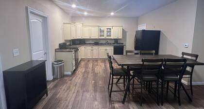 Rathbun Lake, 1.5 miles from the Lake, 2-bdrm, 2 bath sleeps 7 in Rathbun, Iowa