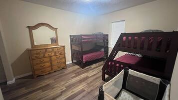 2 quartos, Wi-Fi, roupa de cama