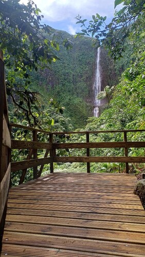 Gîte Soufrière - Private Jacuzzi, calm & tropical nature