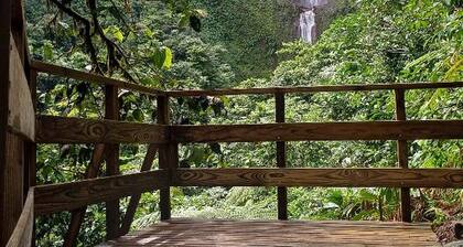 Gîte Soufrière - Private Jacuzzi, calm & tropical nature