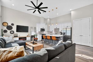 Townhome, 3 Bedrooms | Living area - Bright 3br Houston Retreat Near Heights & Galleria 3 Bedroom Townhouse (Houston)