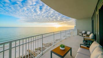 Appart'hôtel, 4 chambres | Enceinte de l’hébergement