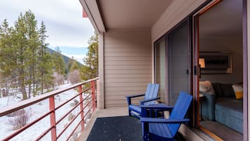 Condo, 1 Bedroom | Property grounds