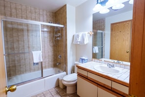 Condo, 1 Bedroom | Bathroom - 503 Ski Run 1 Bedroom Condo (Keystone)