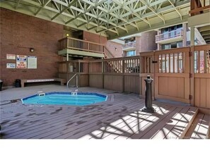 Pool - 4 min walk to PCMR / Hot Tub / 4 min to Main ST (Park City)