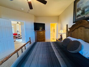 2 bedrooms, desk, iron/ironing board, free WiFi - Juniper Retreat | Ground 2BR Pet-Friendly + over $500 in complimentary activities! (Mesquite)