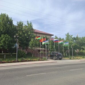 Front of property - Konigil Hotel (Samarkand)