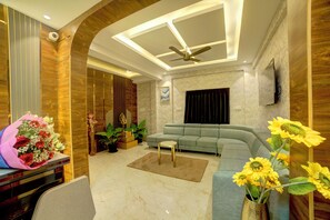 Executive lounge - Hotel AeroStay Bangalore Airport (Bangalore)