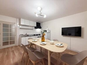 Superior Apartment | Dining room - Hills Kaminoboricho (Hiroshima)