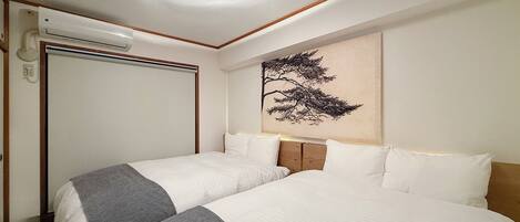 Iron/ironing board, free WiFi