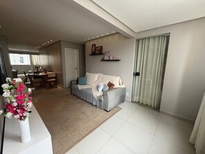 Basic Apartment | Living area - 2brs apt 950 m fr/ Flamboyant Mall Unq1104 (Goiânia)