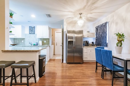 Fridge, microwave, oven, stovetop. Perfect 3-bedroom house with AC in soothing Fort Myers