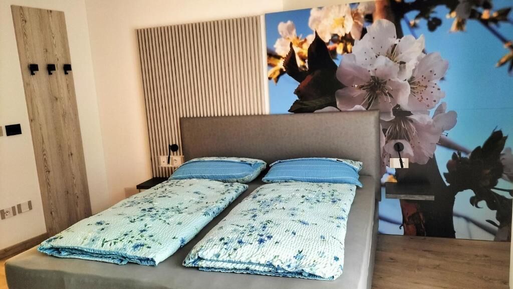 Camera Comfort con letto matrimoniale o 2 letti singoli, balcone | Una cassaforte in camera, insonorizzazione, Wi-Fi gratuito