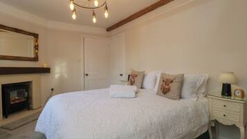 1 chambre, décoration personnalisée, ameublement personnalisé