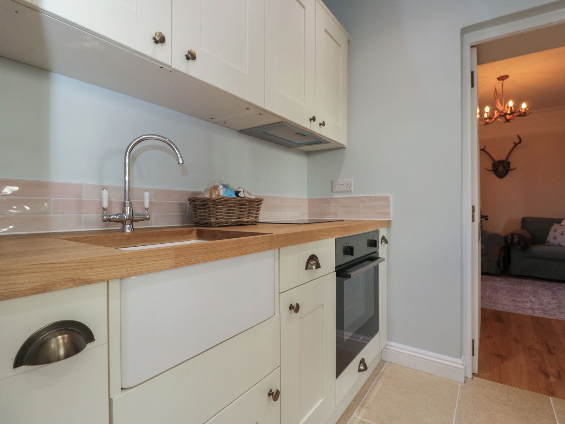 Cookware/dishes/utensils