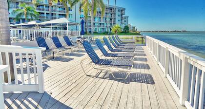 Waterway Views - Small Dog friendly - Gated Community - Pool - Bahia Del Mar 404